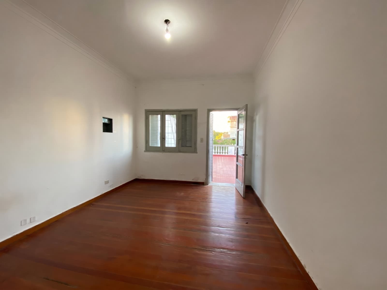 Gran propiedad en alquiler | Apta uso comercial - foto 5
