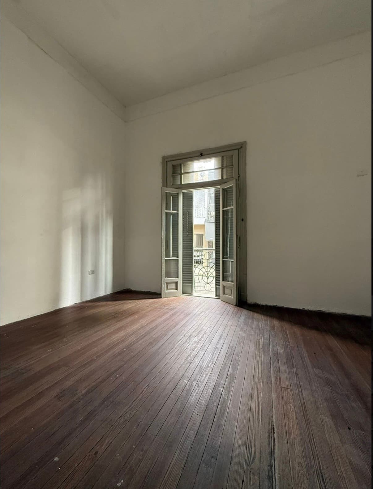 Propiedad de numerosas habitaciones en alquiler