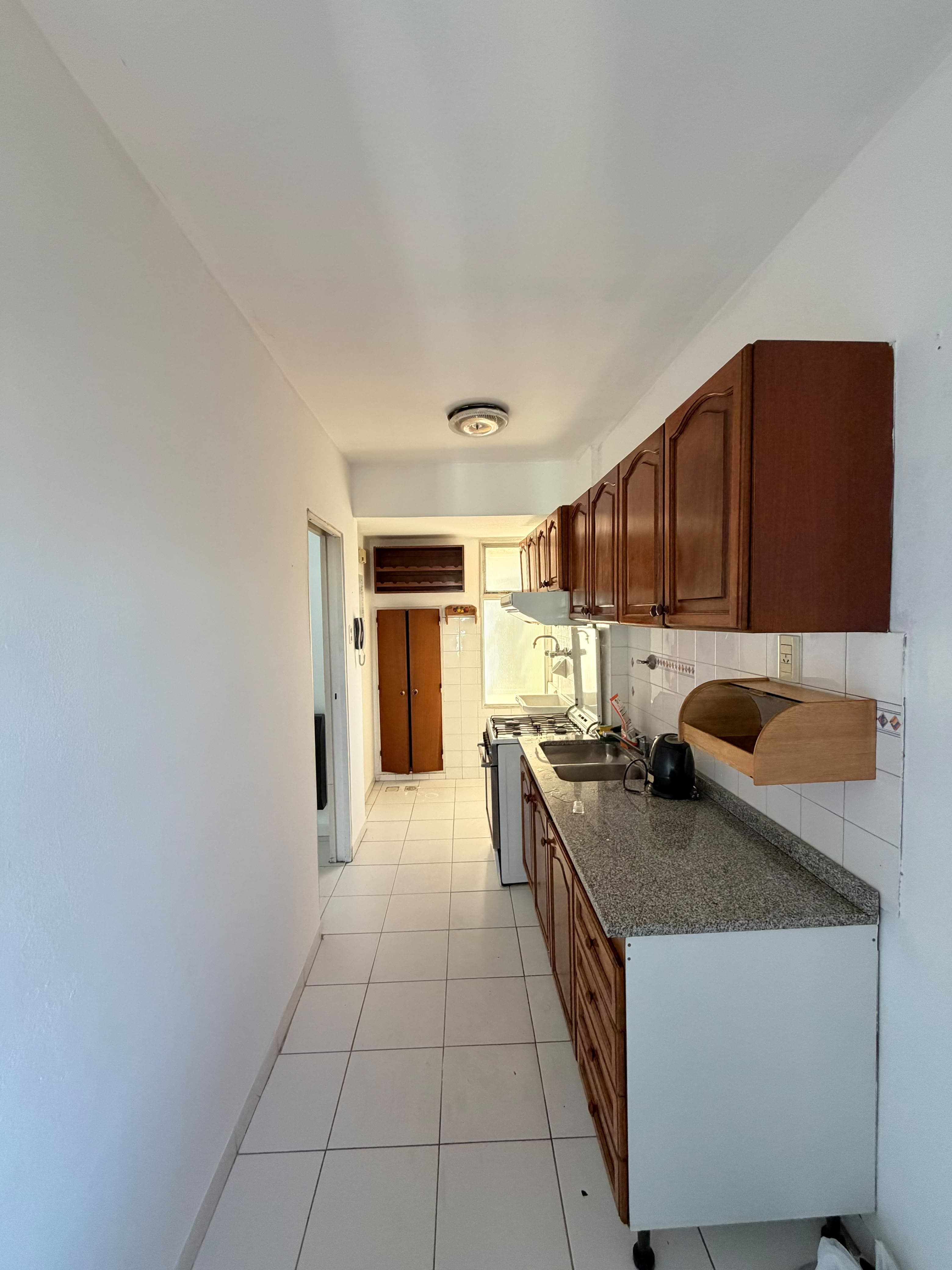 Departamento de 2 dormitorios con cochera - foto 3