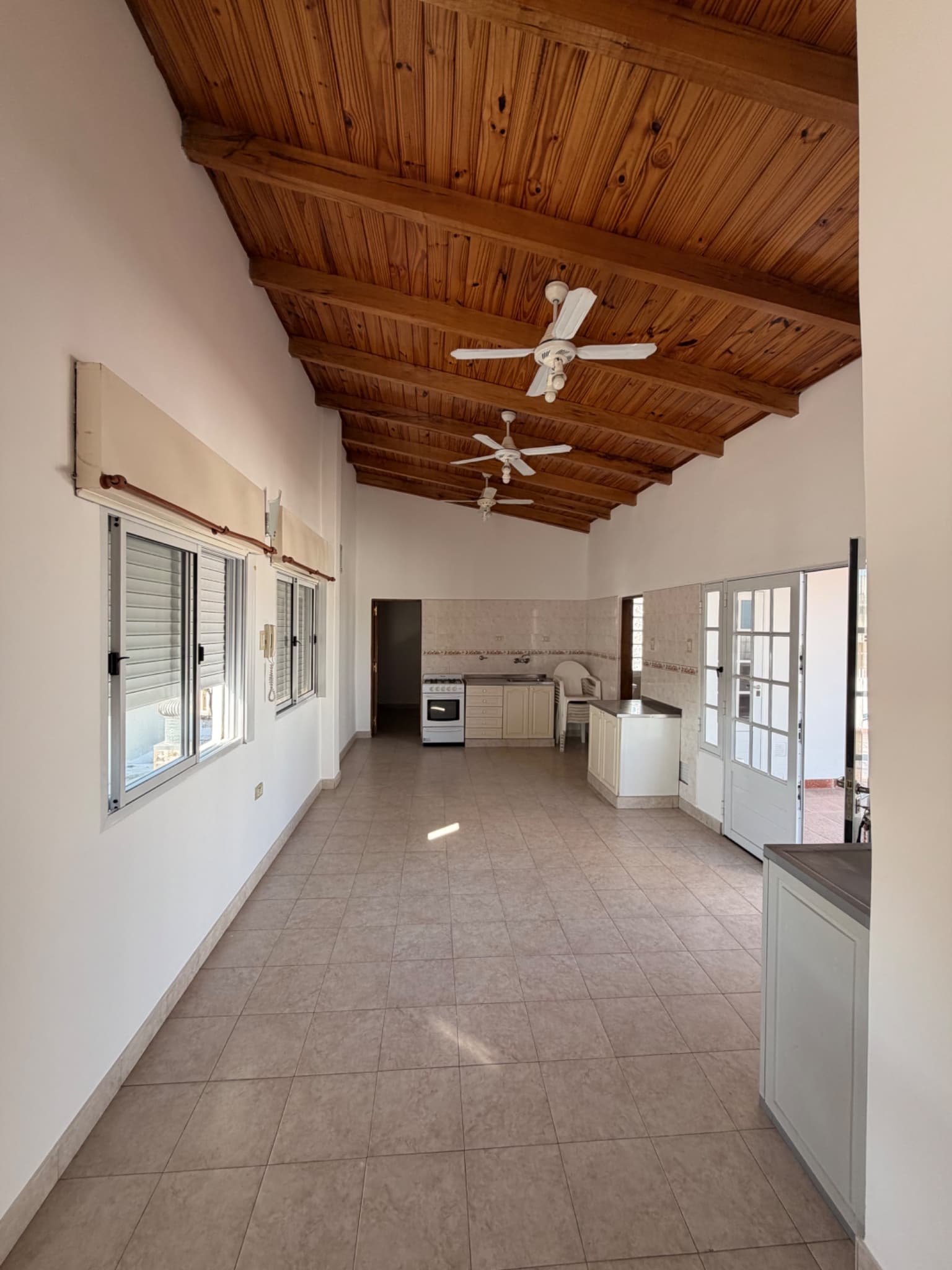 Hermosa casa interna - foto 2