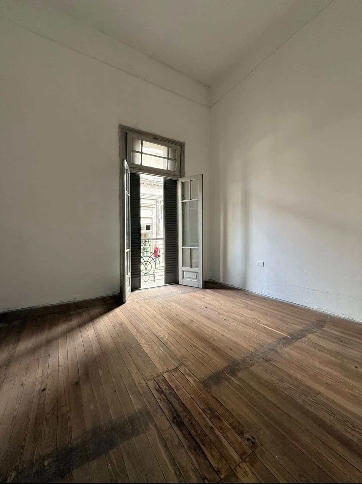 Propiedad de numerosas habitaciones en alquiler - foto 2