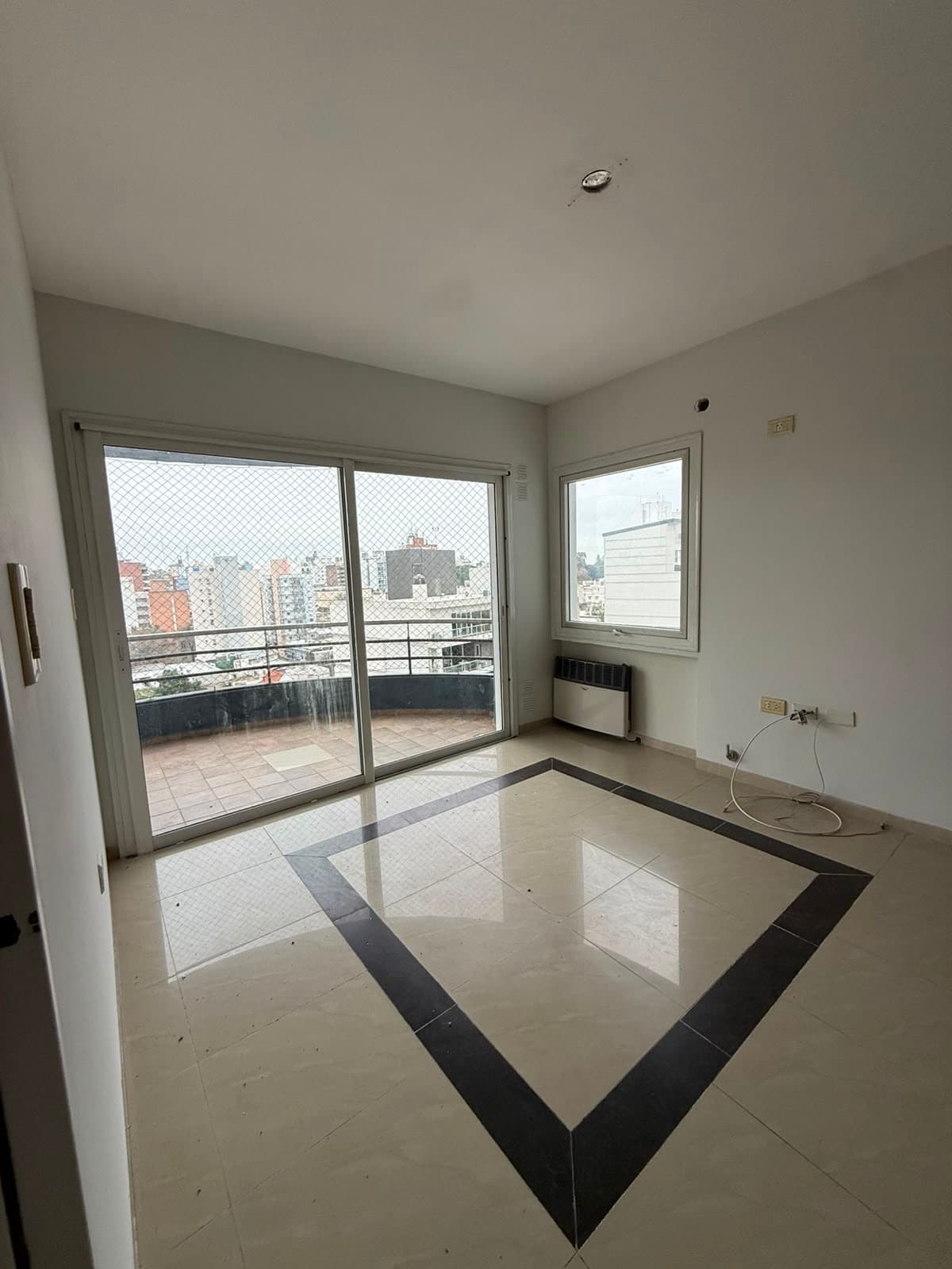 Hermoso departamento de dos dormitorios en alquiler - foto 2