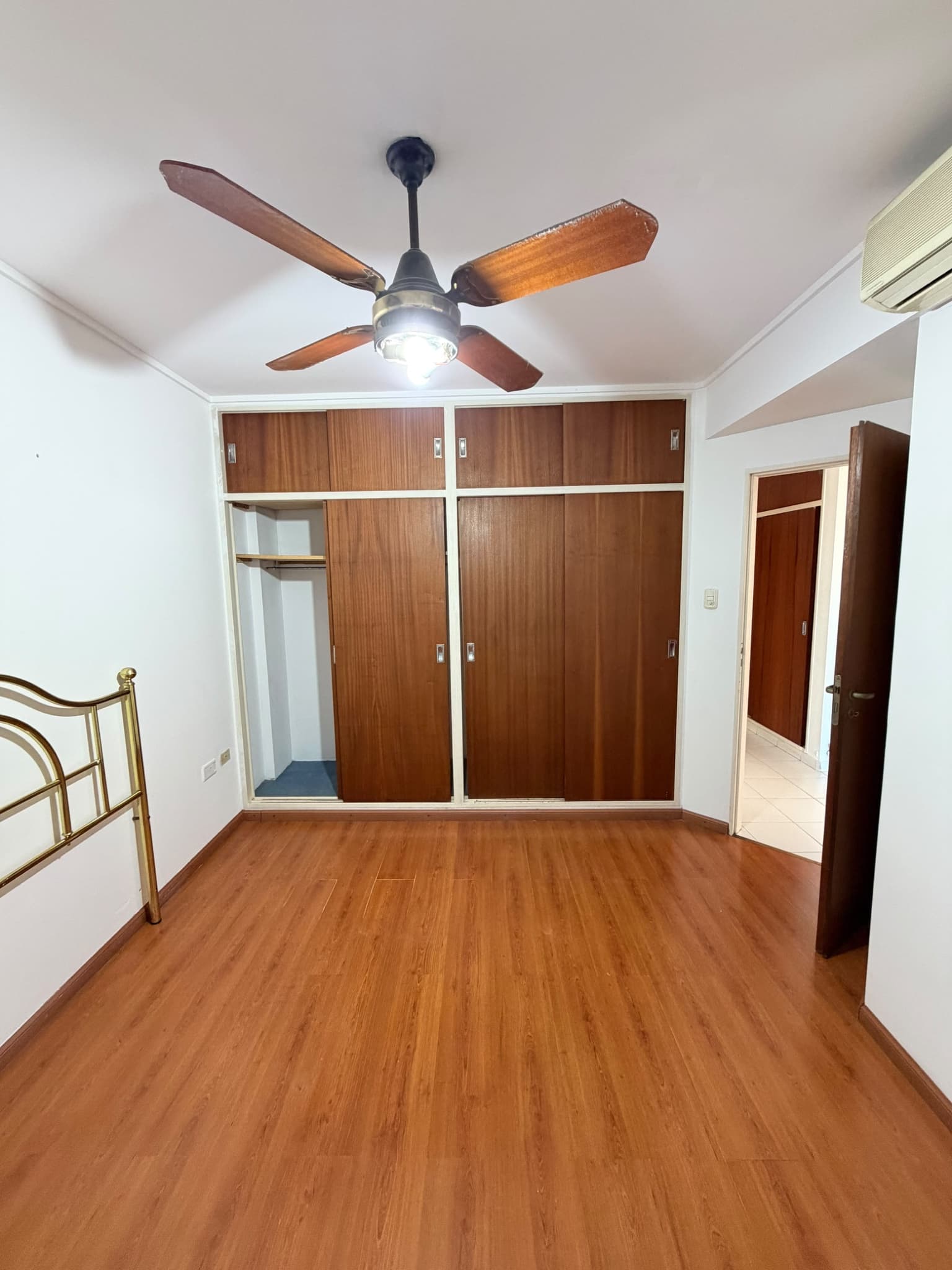 Departamento de 2 dormitorios con cochera - foto 5