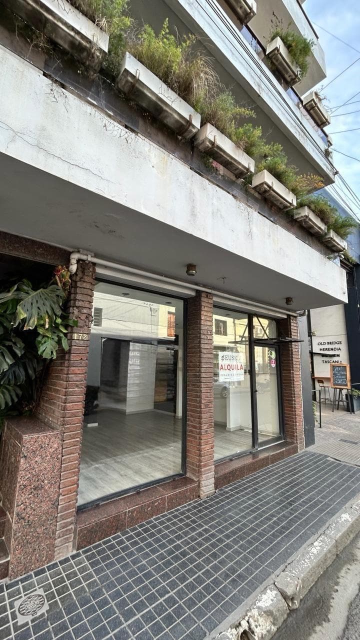 Local comercial
